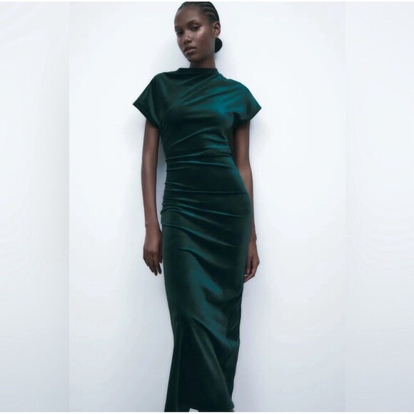 Zara Green Draped Velvet Maxi Dress Size Medium Elegant Party Holiday Wedding - Picture 1 of 10